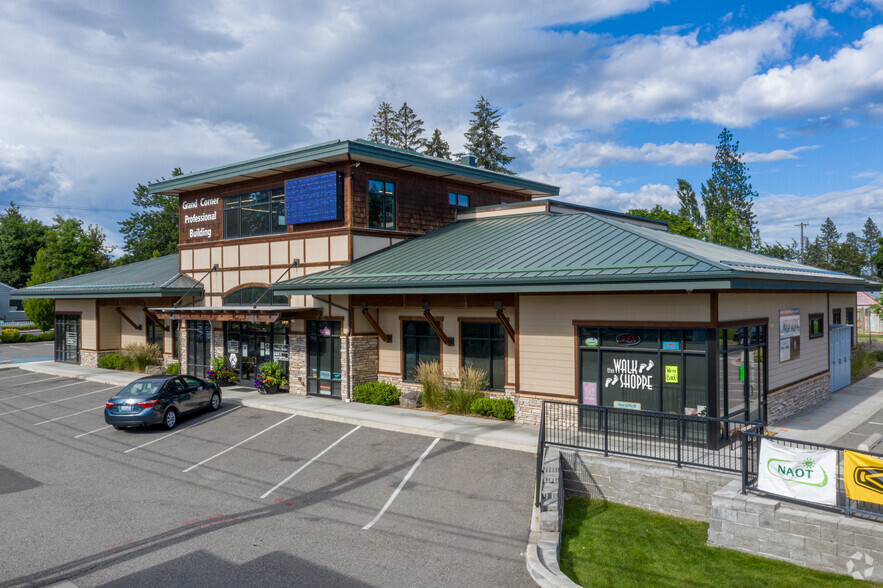 3707 S Grand Blvd, Spokane, WA for lease - Building Photo - Image 2 of 8