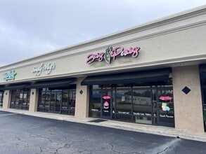 1616 Battleground Ave, Greensboro, NC for lease Building Photo- Image 1 of 13