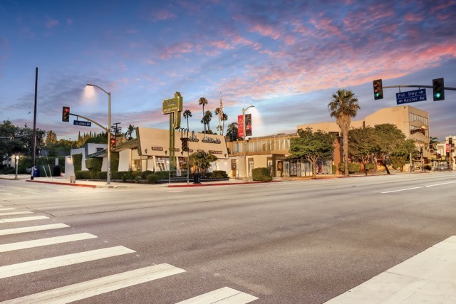 14852 Ventura Blvd, Sherman Oaks, CA for lease - Primary Photo - Image 1 of 4