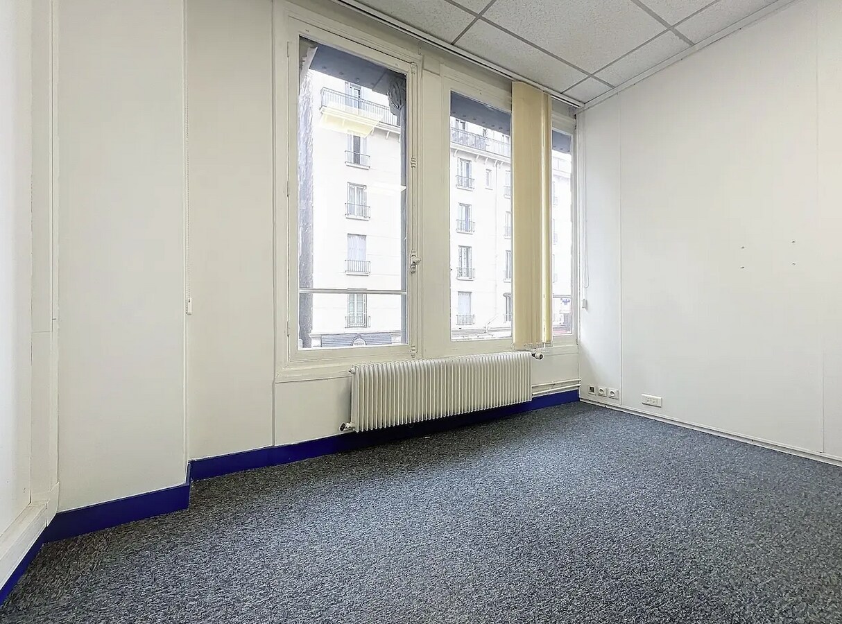 Boulevard De Reuilly, Paris, PAR 75012 -  -  - Interior Photo - Image 1 of 4