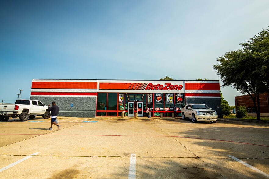 509 E Belt Line Rd, Cedar Hill, TX for sale - Building Photo - Image 1 of 1