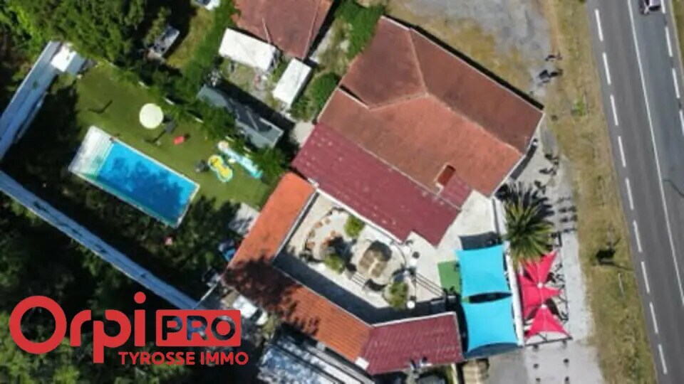 Retail in Soustons for sale - Aerial - Image 2 of 3