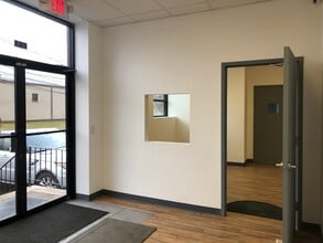 746 Gotham Pky, Carlstadt, NJ for lease Interior Photo- Image 2 of 5