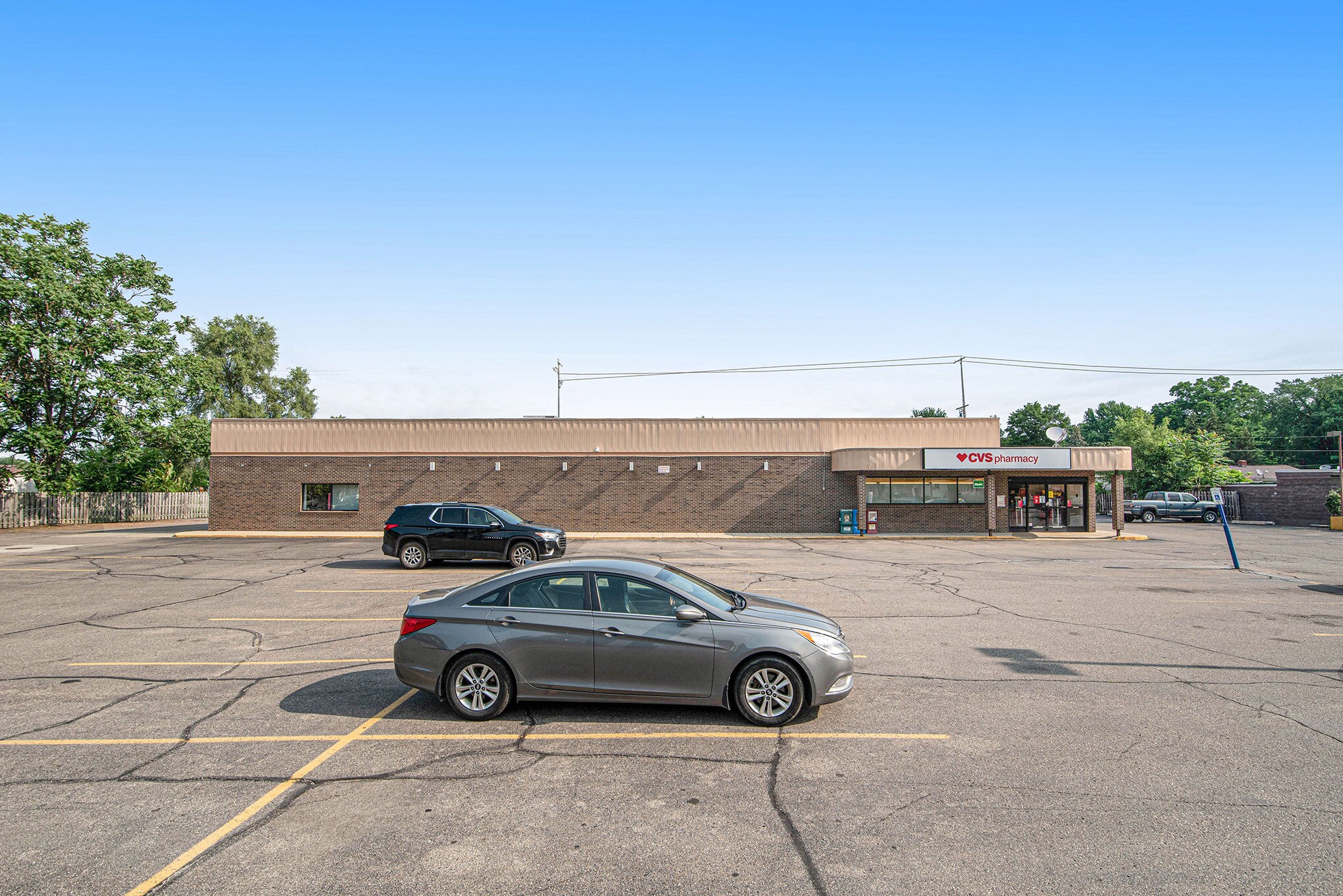 225 State St, Montrose, MI 48457