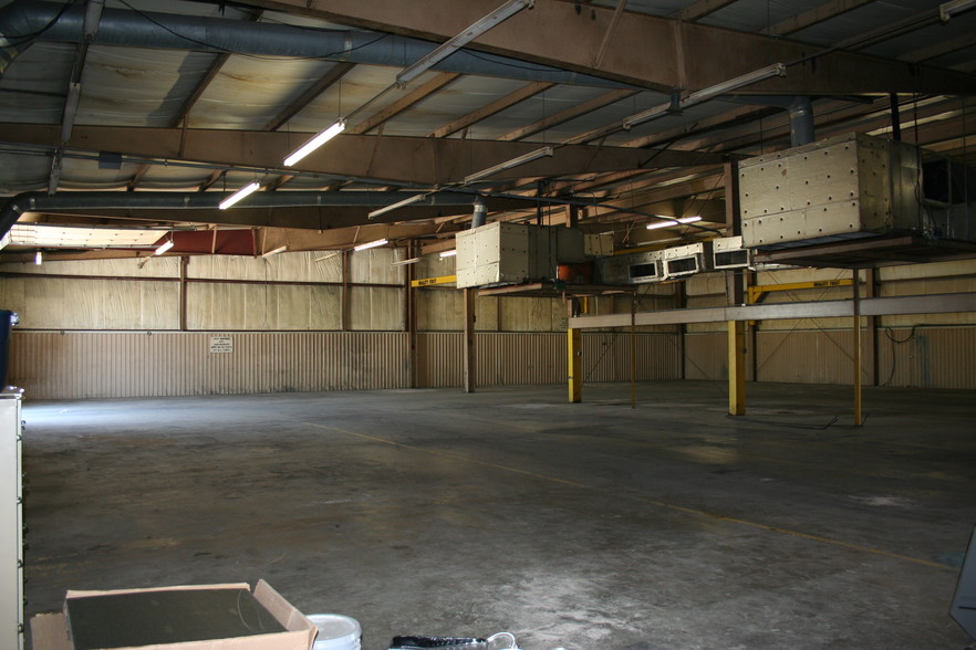 5007 E 3rd St, Katy, TX for lease - Building Photo - Image 2 of 3