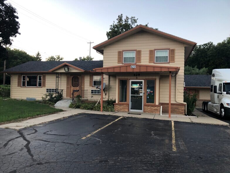 429 N Broadway St, Hastings, MI for sale - Aerial - Image 1 of 6