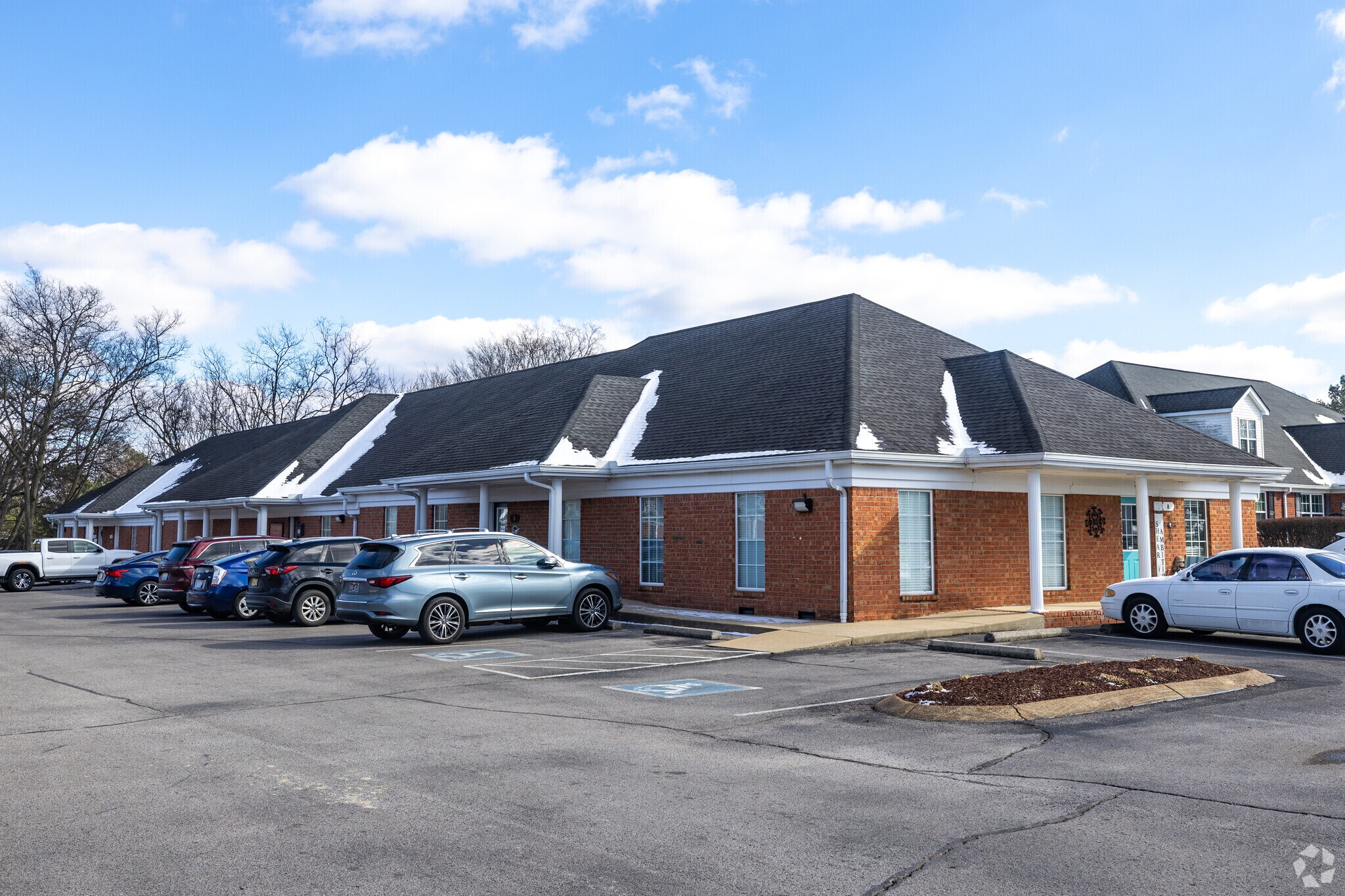 2650 Memorial Blvd, Murfreesboro, TN for sale Primary Photo- Image 1 of 1