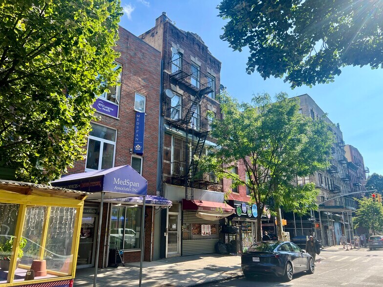 233 S 3rd St, Brooklyn, NY for lease - Building Photo - Image 3 of 3