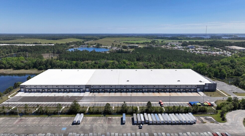 2983 Faye Rd, Jacksonville, FL for lease - Matterport Community - Image 2 of 16