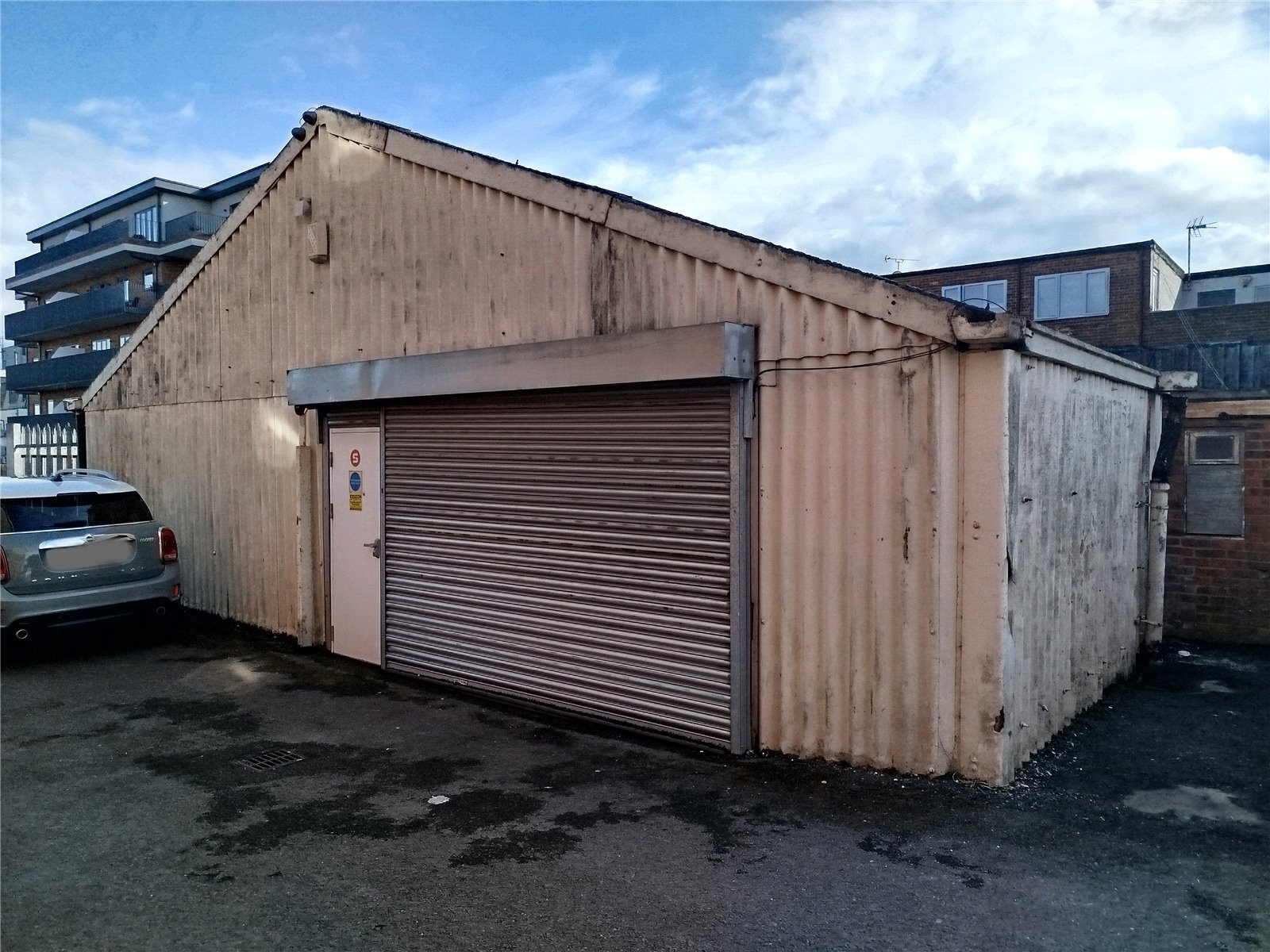 327-331 London Rd, Benfleet for sale Building Photo- Image 1 of 1