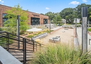 Spur Line Creative - Commercial Real Estate