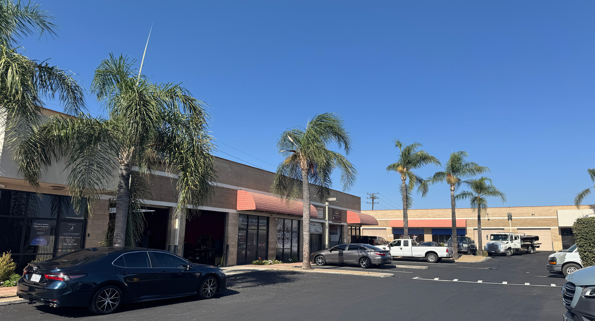 3265 Van Buren Blvd, Riverside, CA for lease Building Photo- Image 1 of 1