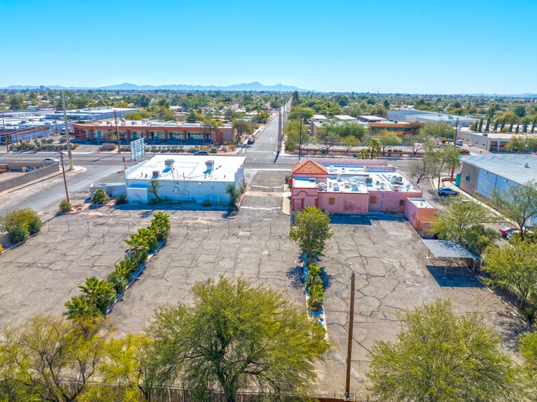3535 E Fort Lowell Rd, Tucson, AZ for sale - Building Photo - Image 2 of 2