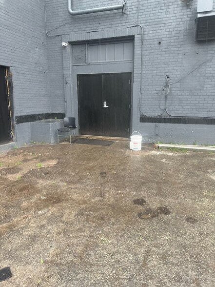 236 Burgar St, Welland, ON for sale - Building Photo - Image 3 of 7