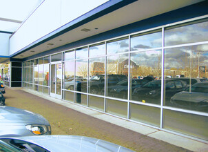 1132 N Hayden Meadows Dr, Portland, OR for lease Building Photo- Image 2 of 5