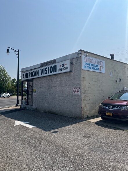 91 Broadway, Lynbrook, NY for sale - Building Photo - Image 3 of 6