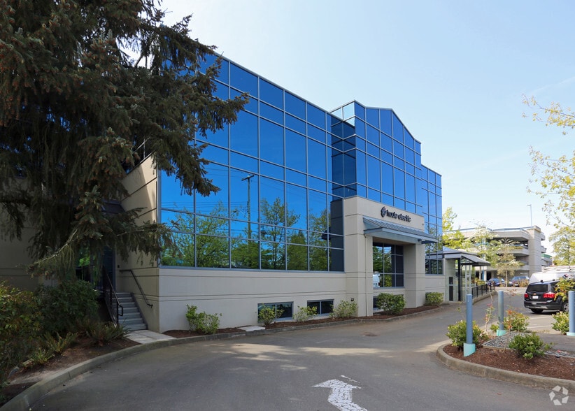 2261 Keating Cross Rd, Central Saanich, BC for lease - Building Photo - Image 2 of 7