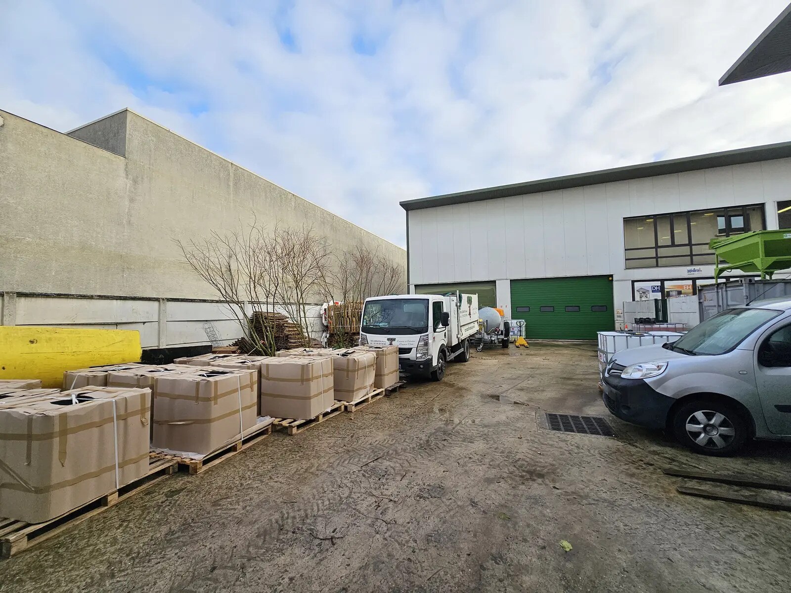 Flex in Champigny-sur-Marne for lease Building Photo- Image 1 of 18