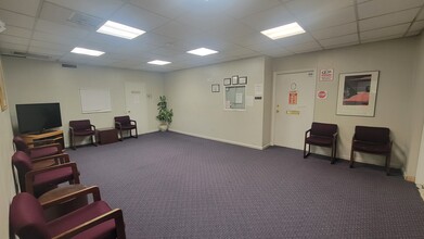 365 Broadway, Amityville, NY for lease Interior Photo- Image 2 of 4