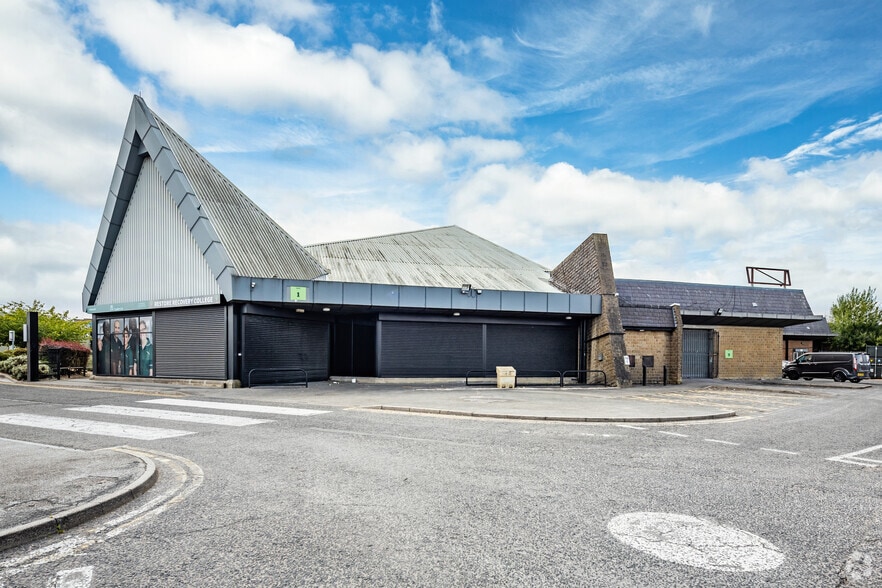 Knowles Hl, Bradford for lease - Building Photo - Image 2 of 15