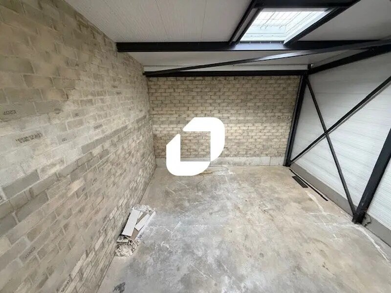 Flex in Ennery for lease Building Photo- Image 1 of 17