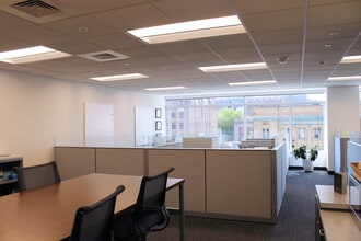 805 SW Broadway, Portland, OR for lease Building Photo- Image 2 of 5