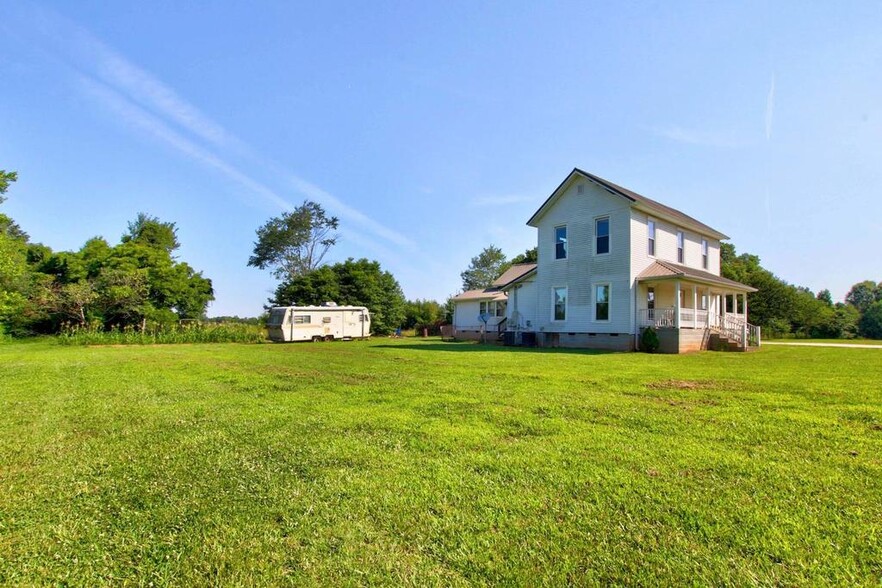 1525 S Main St, China Grove, NC for sale - Primary Photo - Image 1 of 1