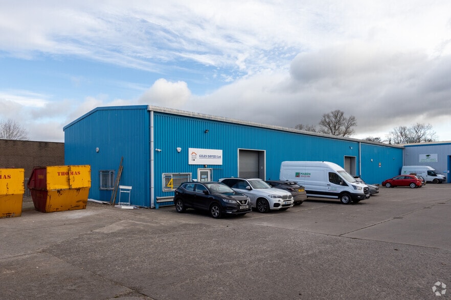 Avondale Way, Cwmbran for lease - Building Photo - Image 3 of 7