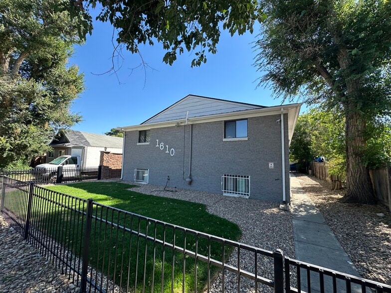 1610 Boston St, Aurora, CO for sale - Building Photo - Image 1 of 16