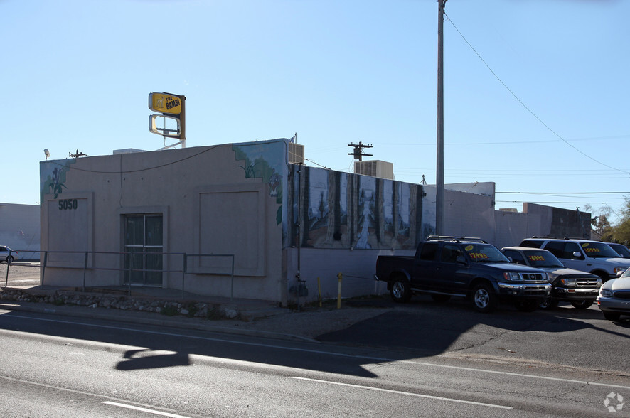 5050 E Speedway Blvd, Tucson, AZ for sale - Building Photo - Image 2 of 3