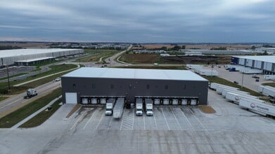 10000 6th St SW, Cedar Rapids, IA for lease Interior Photo- Image 1 of 6