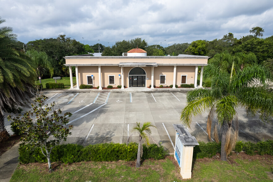 1608 S Apollo Blvd, Melbourne, FL for sale - Building Photo - Image 3 of 24