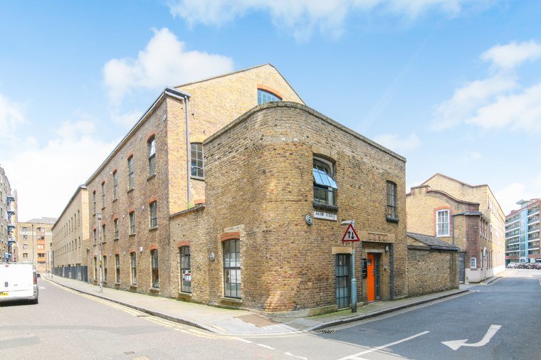 198 Providence Sq, London for sale - Building Photo - Image 1 of 5