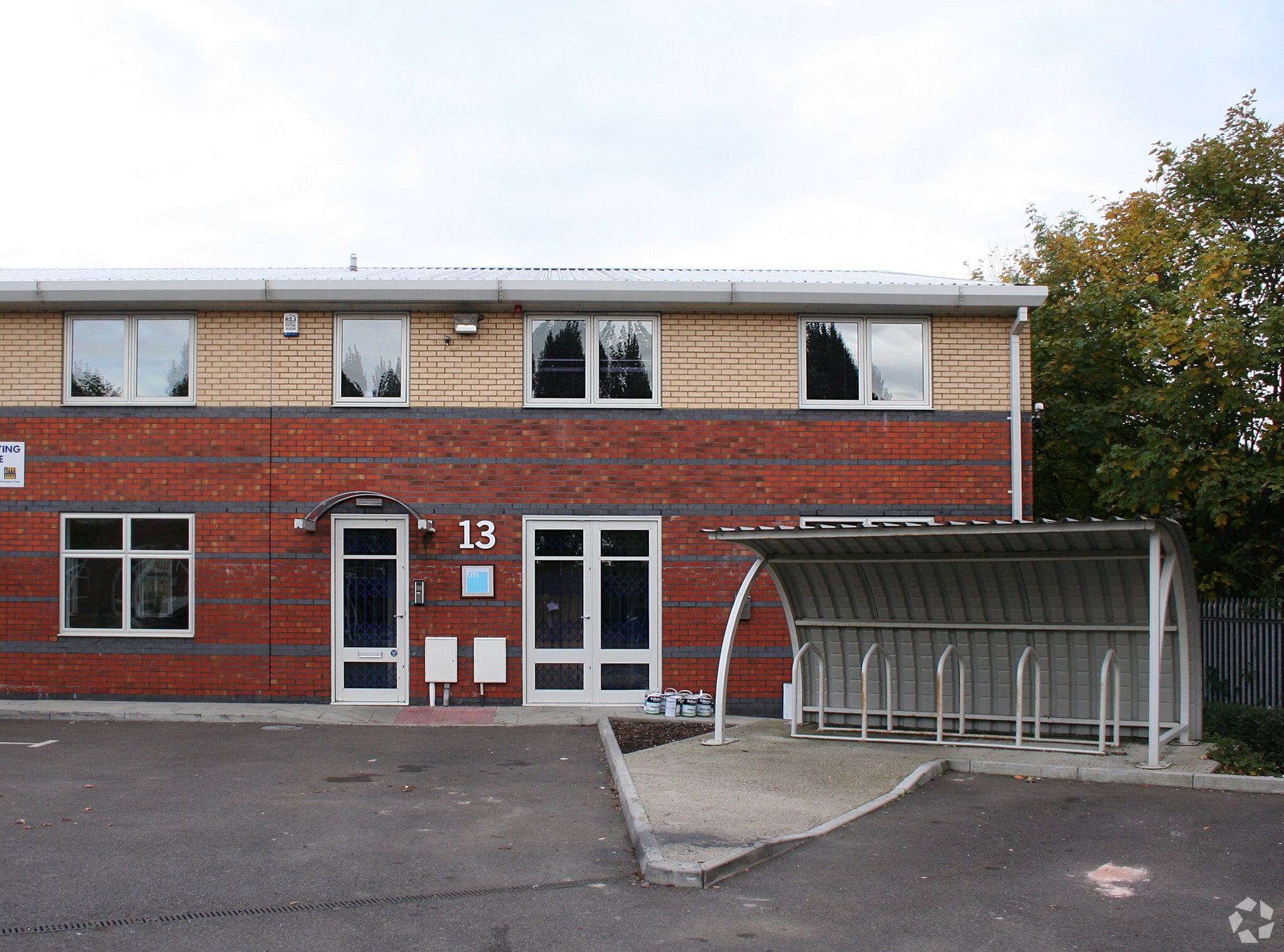 Chapel Mill Rd, Kingston Upon Thames for sale Primary Photo- Image 1 of 1