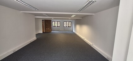 3-5 Station Rd, Pulborough for lease Interior Photo- Image 1 of 2
