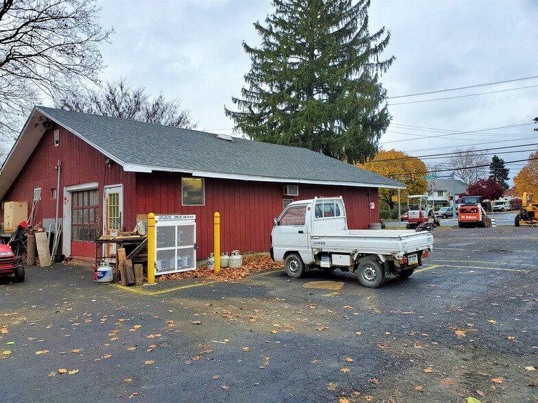 2212 Sullivan Trl, Easton, PA for sale - Building Photo - Image 3 of 5