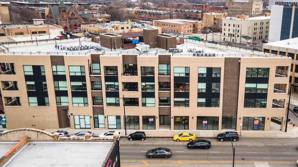 1650 W Adams St, Chicago, IL for lease - Building Photo - Image 3 of 12