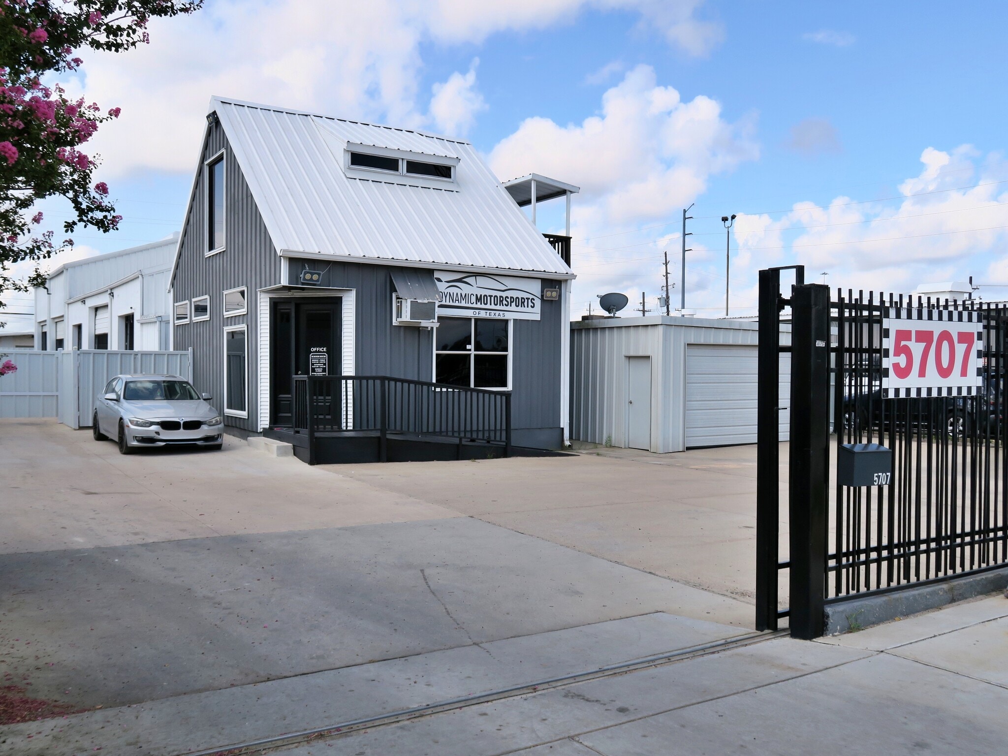 5707 Schumacher Ln, Houston, TX for lease Building Photo- Image 1 of 57