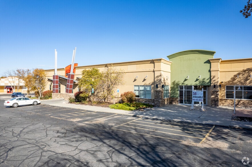 201 N 66th St, Lincoln, NE for sale - Building Photo - Image 2 of 21