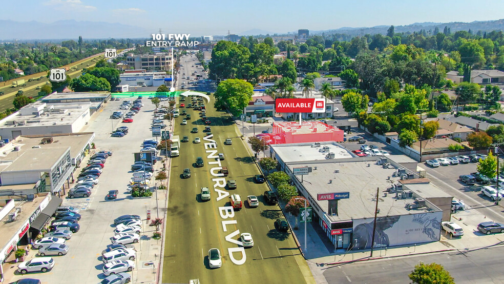 19200 Ventura Blvd, Tarzana, CA for lease - Aerial - Image 2 of 7