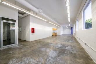 2842-2912 Colorado Ave, Santa Monica, CA for lease Interior Photo- Image 2 of 9