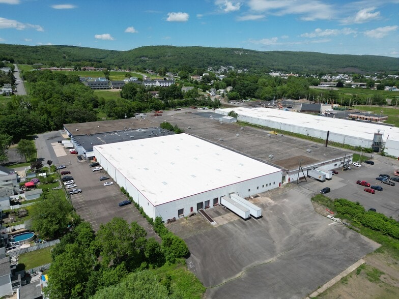 232 Division St, Kingston, PA for lease - Building Photo - Image 1 of 12