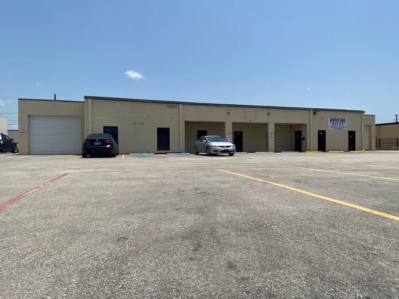 13526-13534 Method St, Dallas, TX for lease - Building Photo - Image 1 of 3