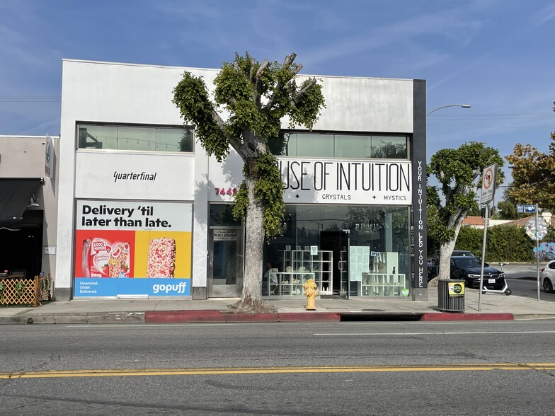 7449-7451 Melrose Ave, Los Angeles, CA for lease - Building Photo - Image 3 of 6