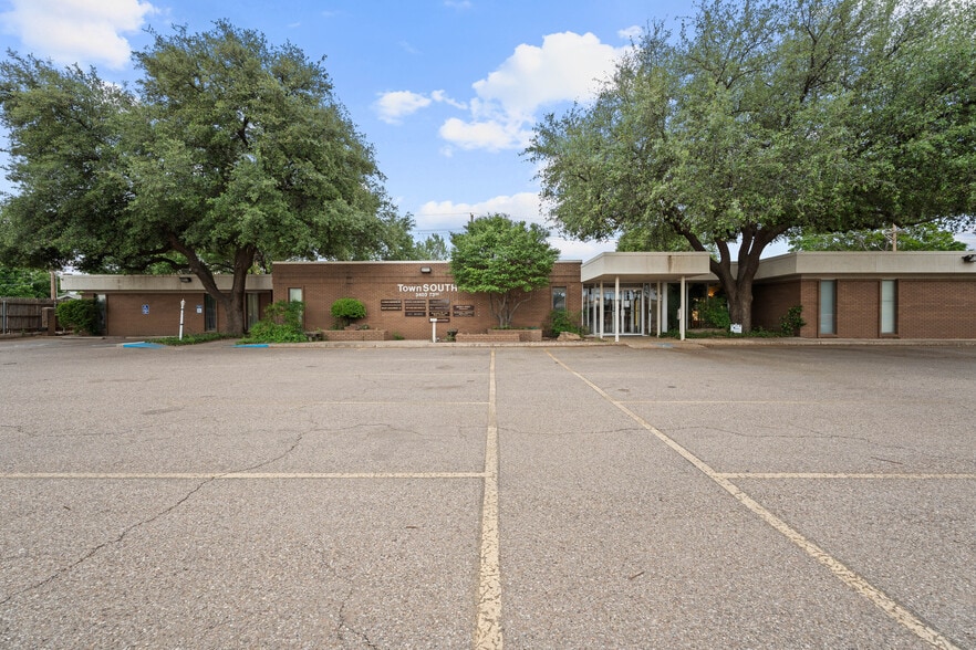 3403 73rd St, Lubbock, TX for sale - Building Photo - Image 1 of 19