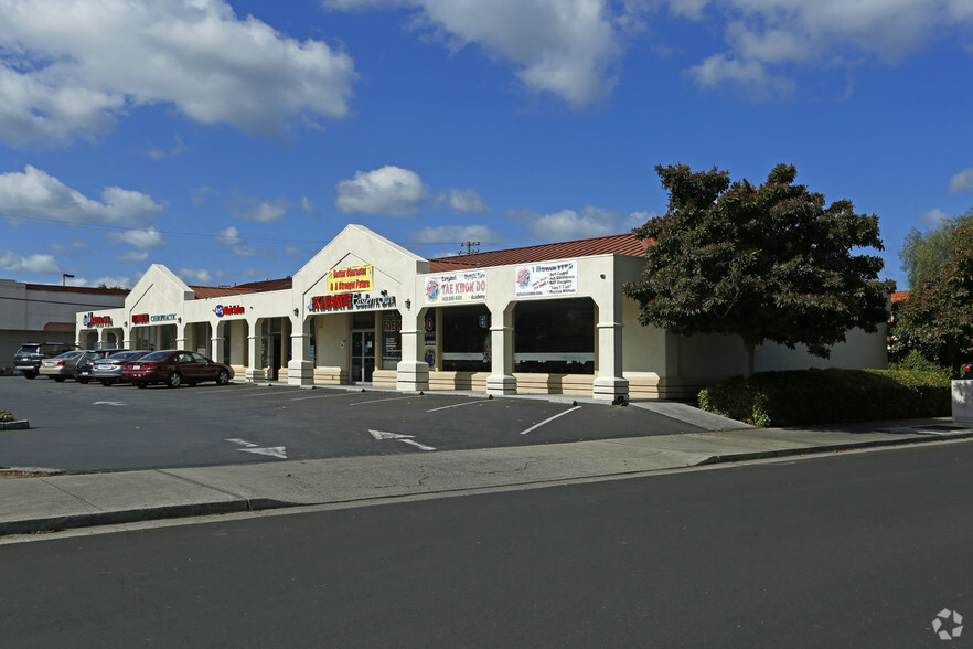 67-75 N San Tomas Aquino Rd, Campbell, CA for lease - Primary Photo - Image 3 of 8