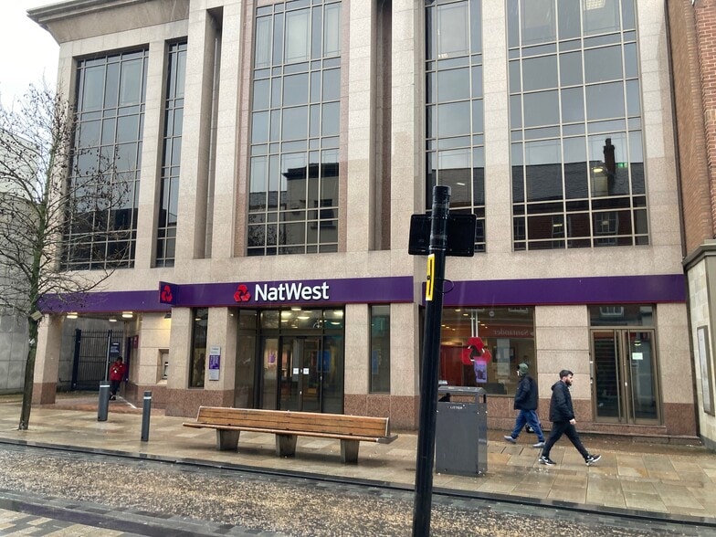 35 Fishergate, Preston for lease - Building Photo - Image 2 of 4