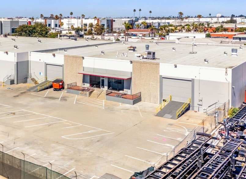 400 W Gardena Blvd, Gardena, CA for lease - Building Photo - Image 2 of 8