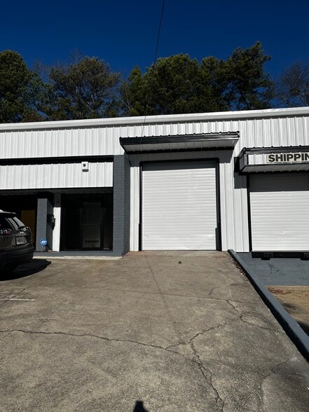 2910 Cole Ct, Norcross, GA for lease - Building Photo - Image 1 of 13