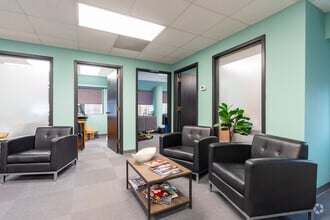 13610 Barrett Office Dr, Ballwin, MO for lease Interior Photo- Image 2 of 9